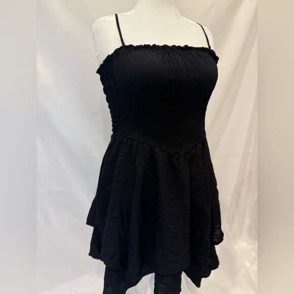Black Dress with Ruched Top - Picture 4 of 6